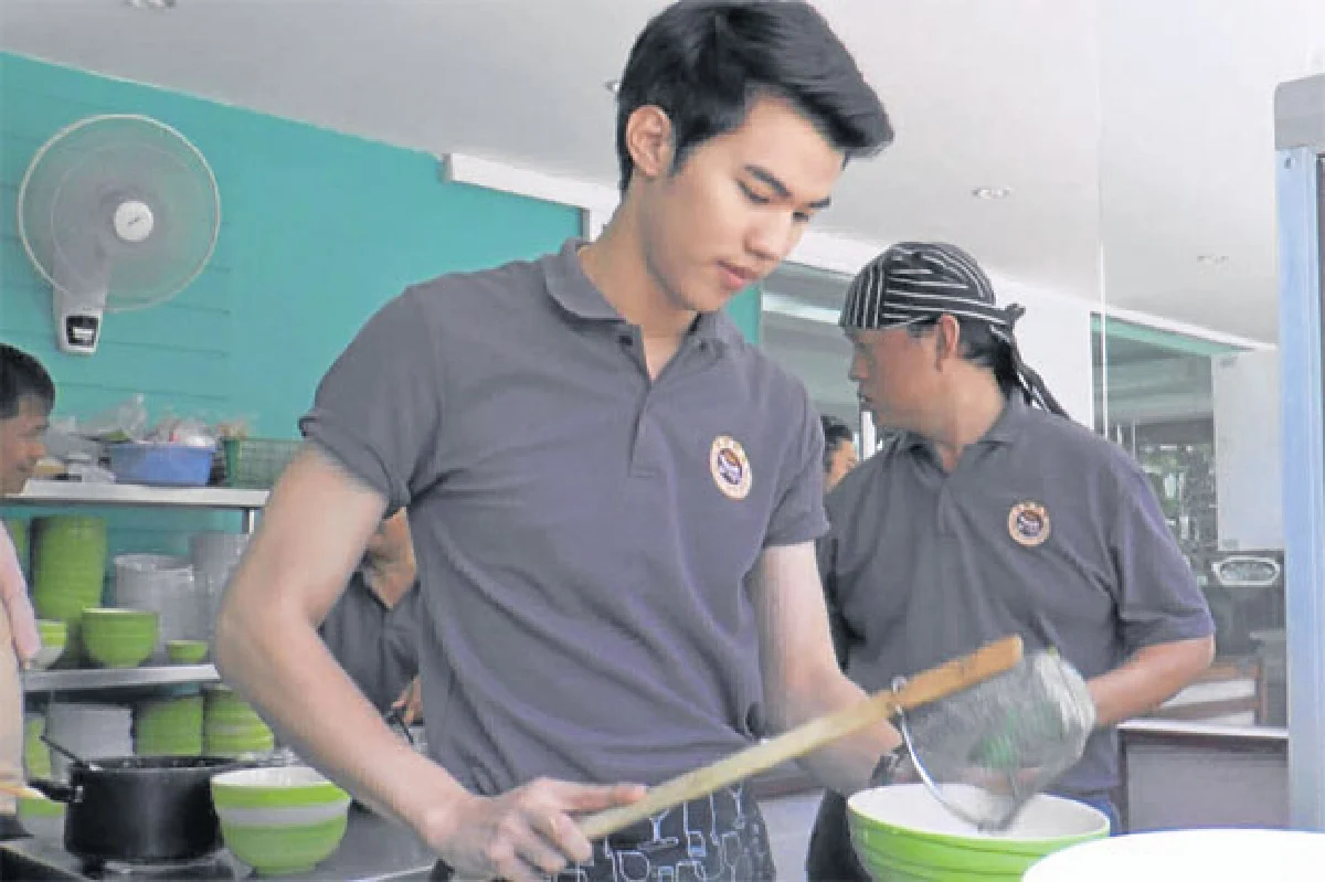 ก๋วยเตี๋ยวหล่อเชียงใหม่ใครๆ ก็อยากไปชิม
