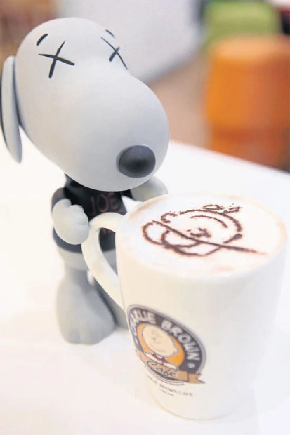 ต้องมนต์ ชาร์ลี บราวน์ คาเฟ่