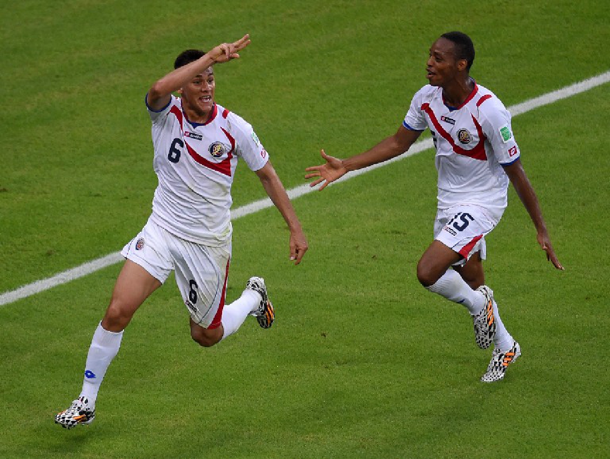 ล็อคถล่มโลก! กล้วยหอมพลิกเชือดจอมโหดสิบตัว 3-1 ล็อคถล่มโลก! กล้วยหอมพลิกเชือดจอมโหดสิบตัว 3-1