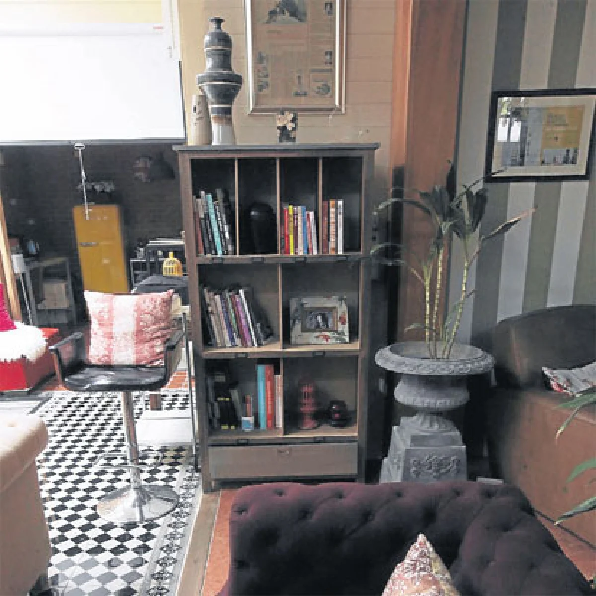 บ้านสารพัดความหมาย ของ สุวิทย์ เอื้อศักดิ์ชัย