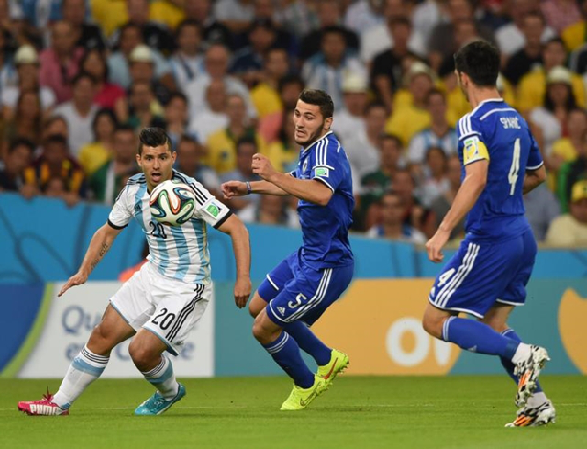 France, Switzerland, Argentina win