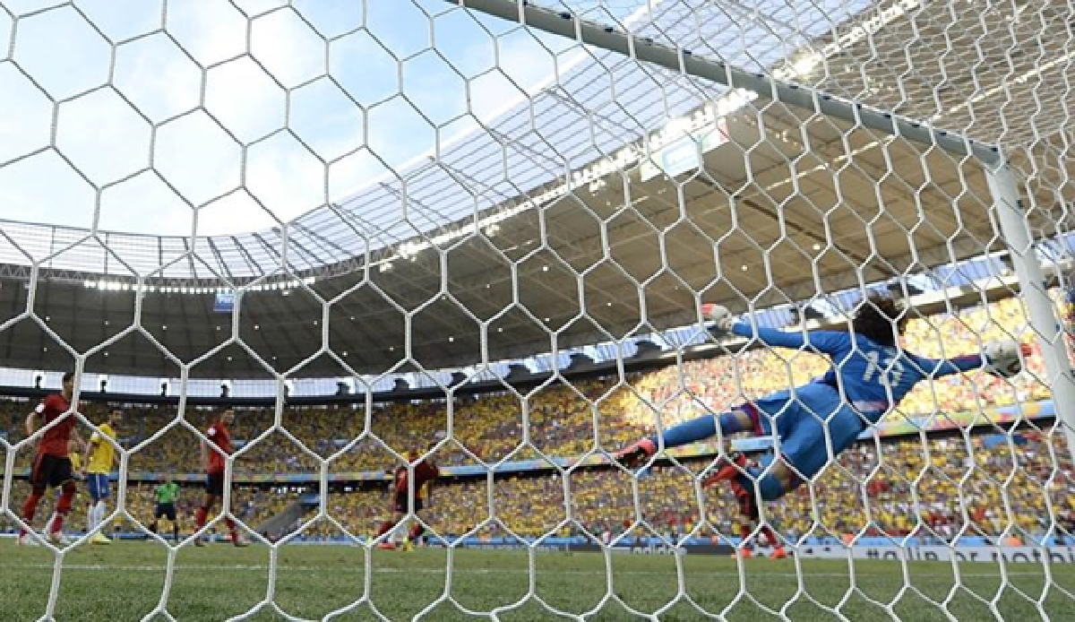 Brazil 0, Mexico 0 as goalkeepers star