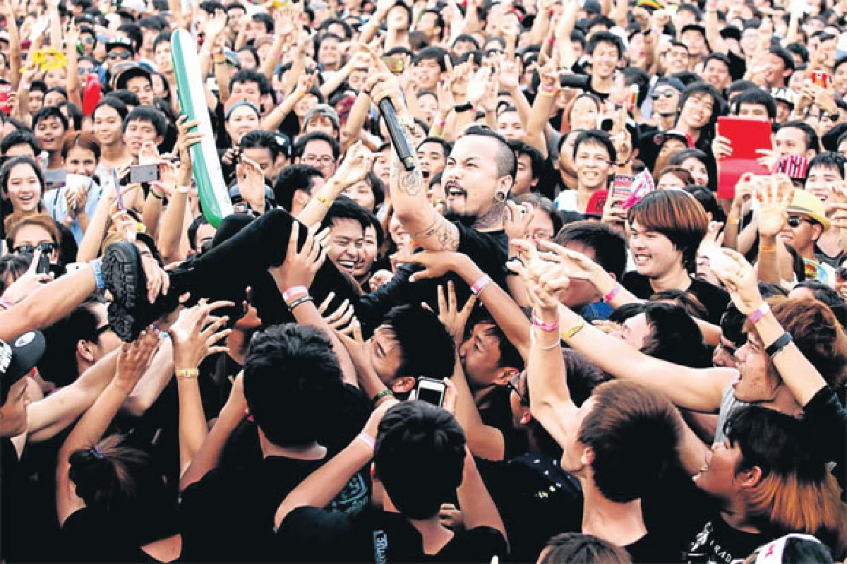 ร็อกนี้ไม่มียั้ง ‘จีนี่ เฟส’ 16 ปีแห่งความมันส์