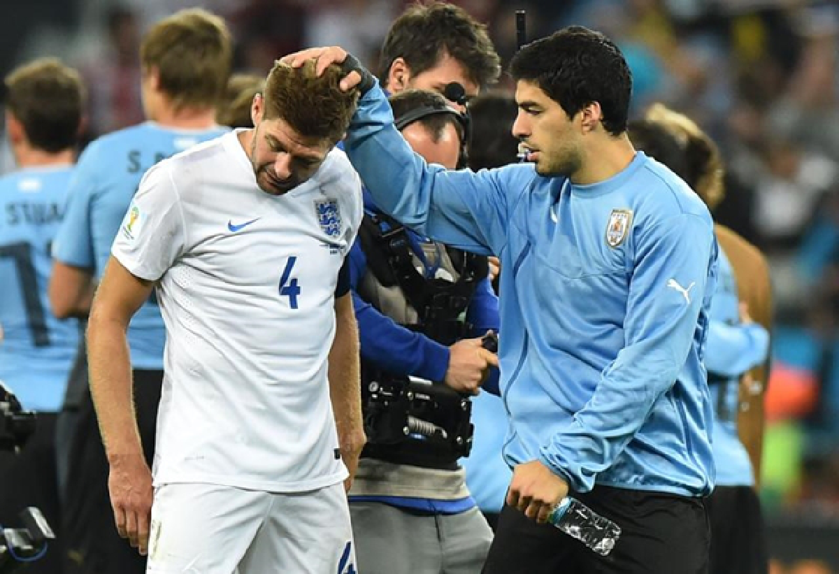 Suarez 2, Rooney 1 as England face early exit (updated)