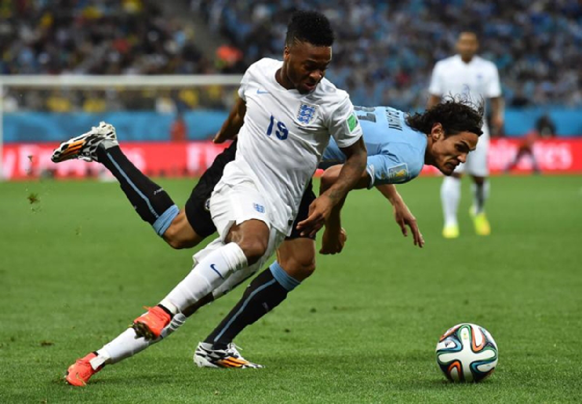 Suarez 2, Rooney 1 as England face early exit (updated)