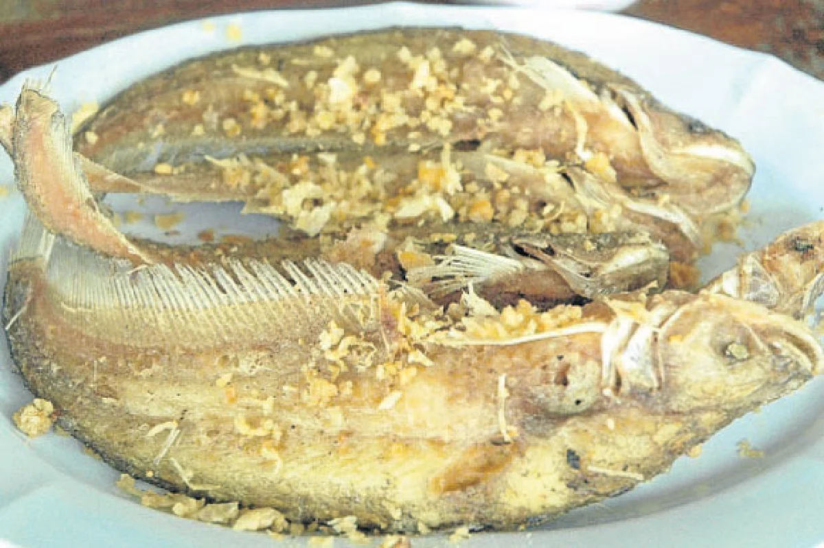 ไปกินลาบโบราณ ชายแดนไทยกัมพูชา