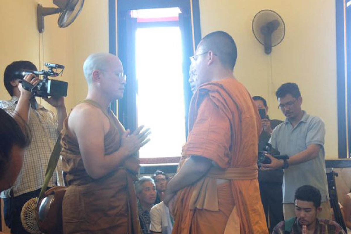 "เอกนัฎ"บวชวัดชลประทานฯ-มวลชนแห่ร่วม "เอกนัฎ"บวชวัดชลประทานฯ-มวลชนแห่ร่วม