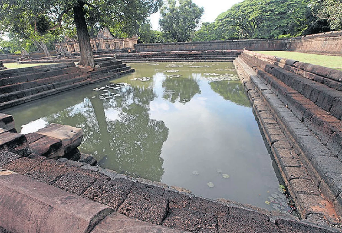 ท่องบุรีรัมย์ เที่ยวปราสาทหิน ยลของเก่า มองของใหม่