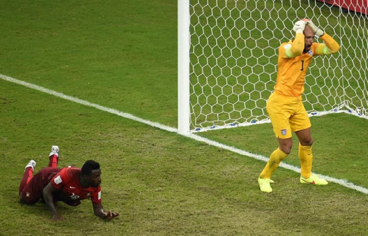 Portugal stay alive on last-minute goal, Algeria thrash S. Korea