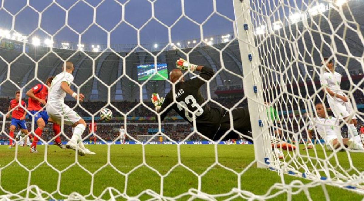 Portugal stay alive on last-minute goal, Algeria thrash S. Korea