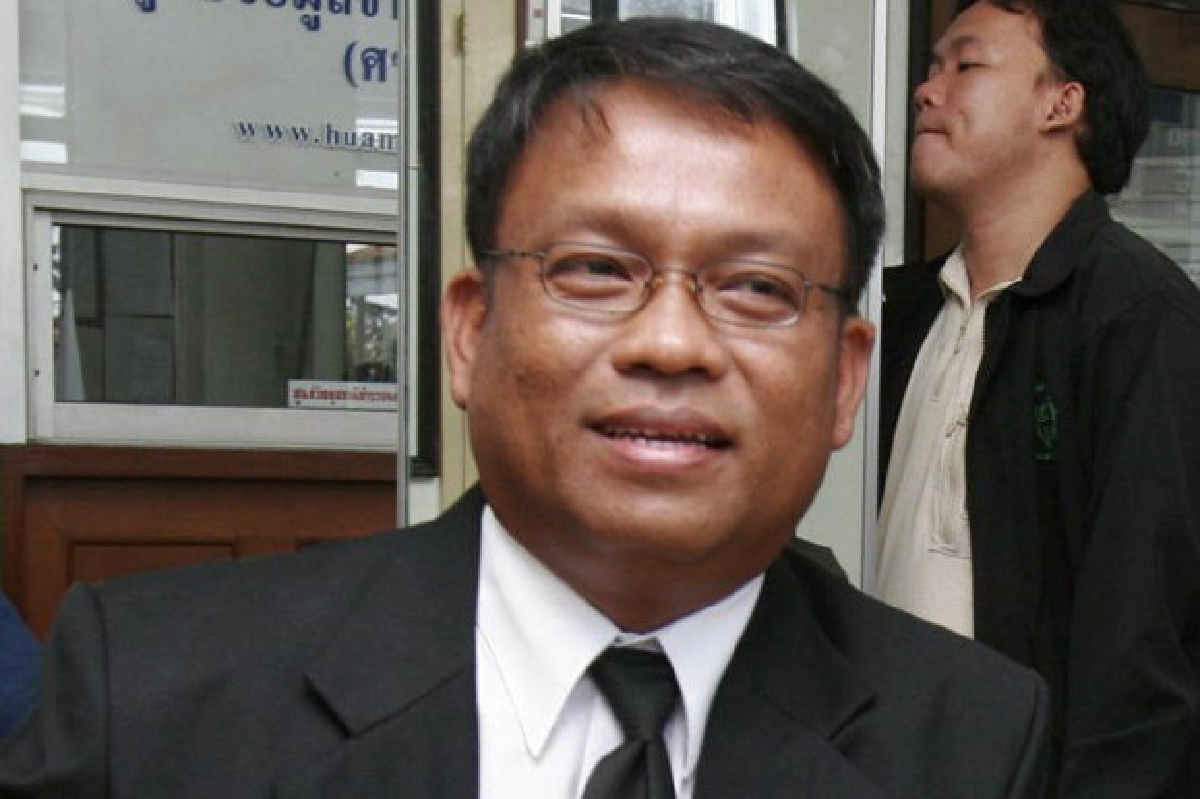 ประชาธิปัตย์ร้องปปช.เร่งสอบคดีจัดซื้อในสภา ประชาธิปัตย์ร้องปปช.เร่งสอบคดีจัดซื้อในสภา