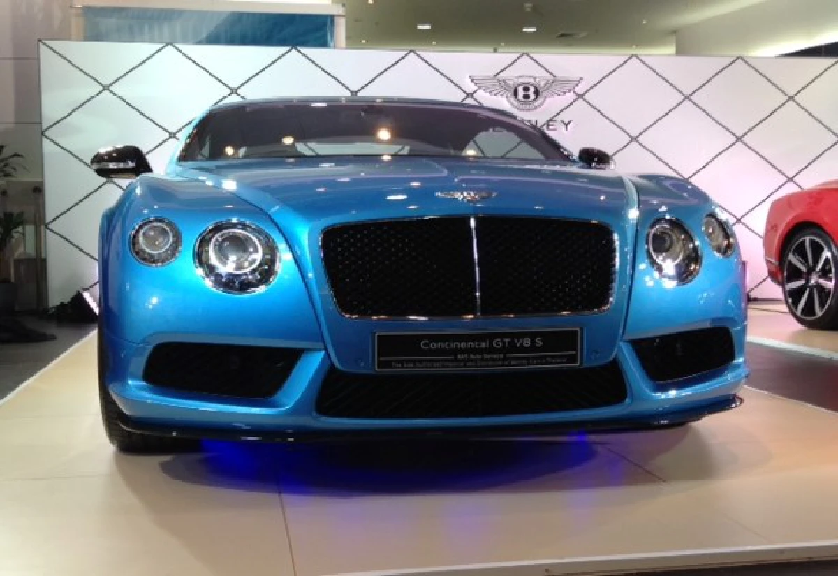 เปิดตัว"เบนท์ลีย์ จีที วี8 เอส"หรู-แรง!