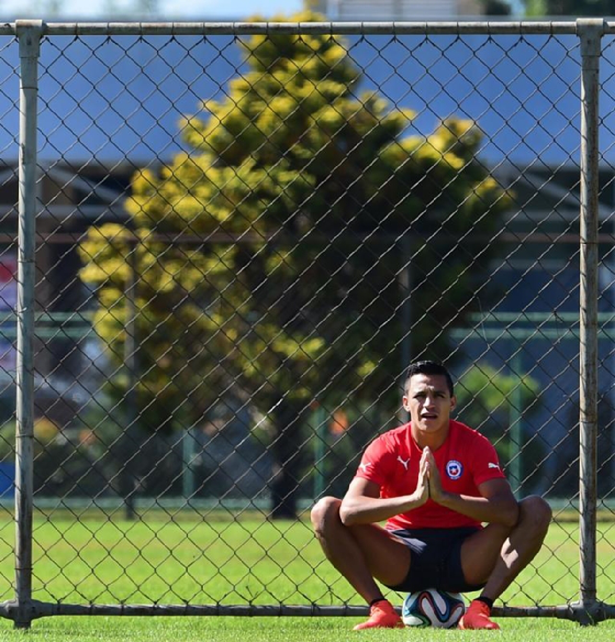 Nervous teams brace for knockout stage