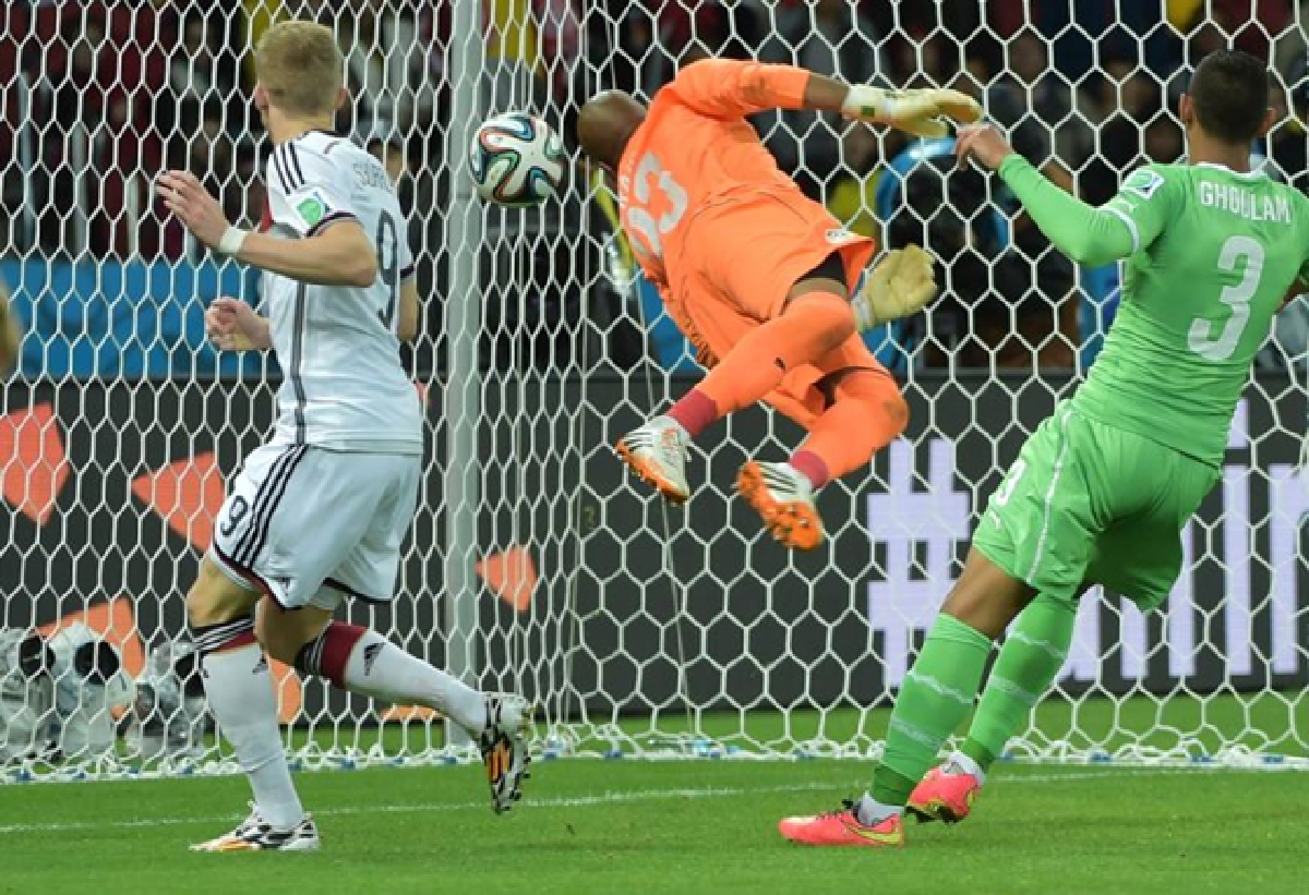 Germany, France struggle but win over African opponents