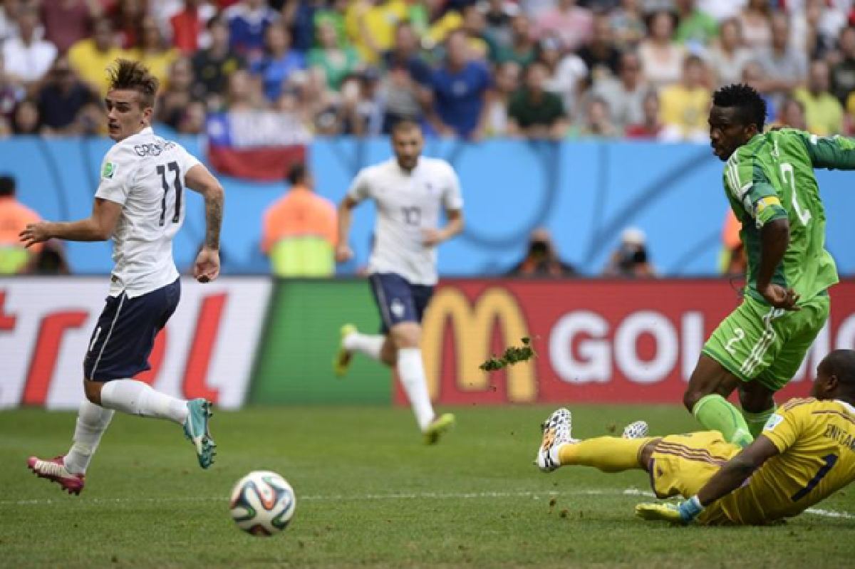 Germany, France struggle but win over African opponents