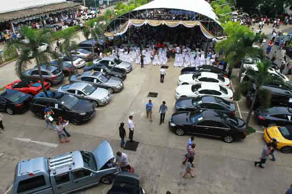 ประมูลรถหรูกรมศุลฯกร่อย!คนรวยผวาเจอตรวจภาษี