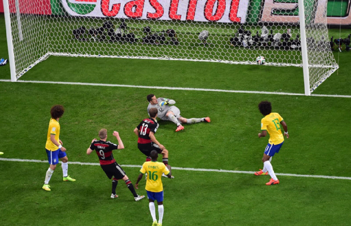7 - 1: Germany routs shocked Brazil