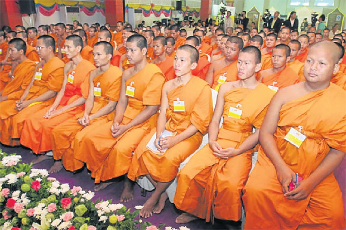 สามเณรธรรมาสน์ทอง...บันไดสู่นักเทศน์มืออาชีพ