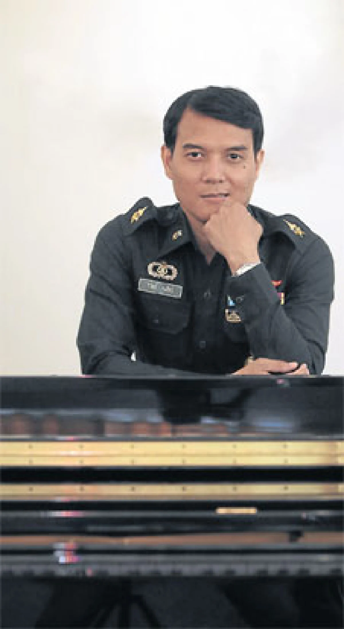 12 ปีในรั้วสี่เสาฯ พ.ต.วิวัฒน์ ครูเปียโน พล.อ.เปรม