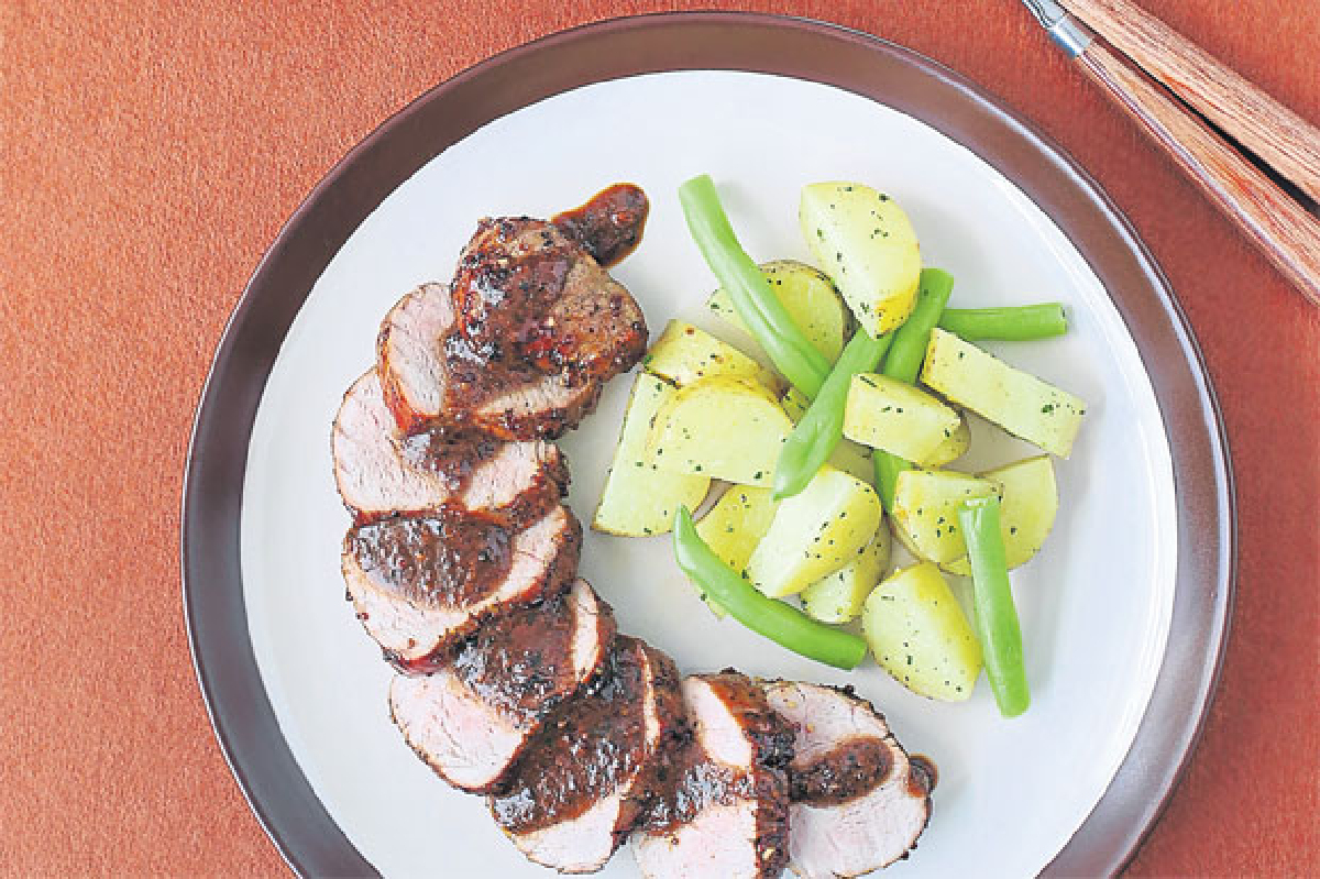 Cookool Steak House ‘หมูๆ’ กับ Pork Loin Honey Mustard Sauce Cookool Steak House ‘หมูๆ’ กับ Pork Loin Honey Mustard Sauce