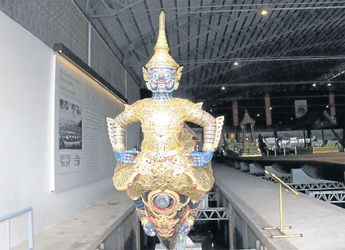 เรือพระราชพิธี มีที่นี่ที่เดียวในโลก