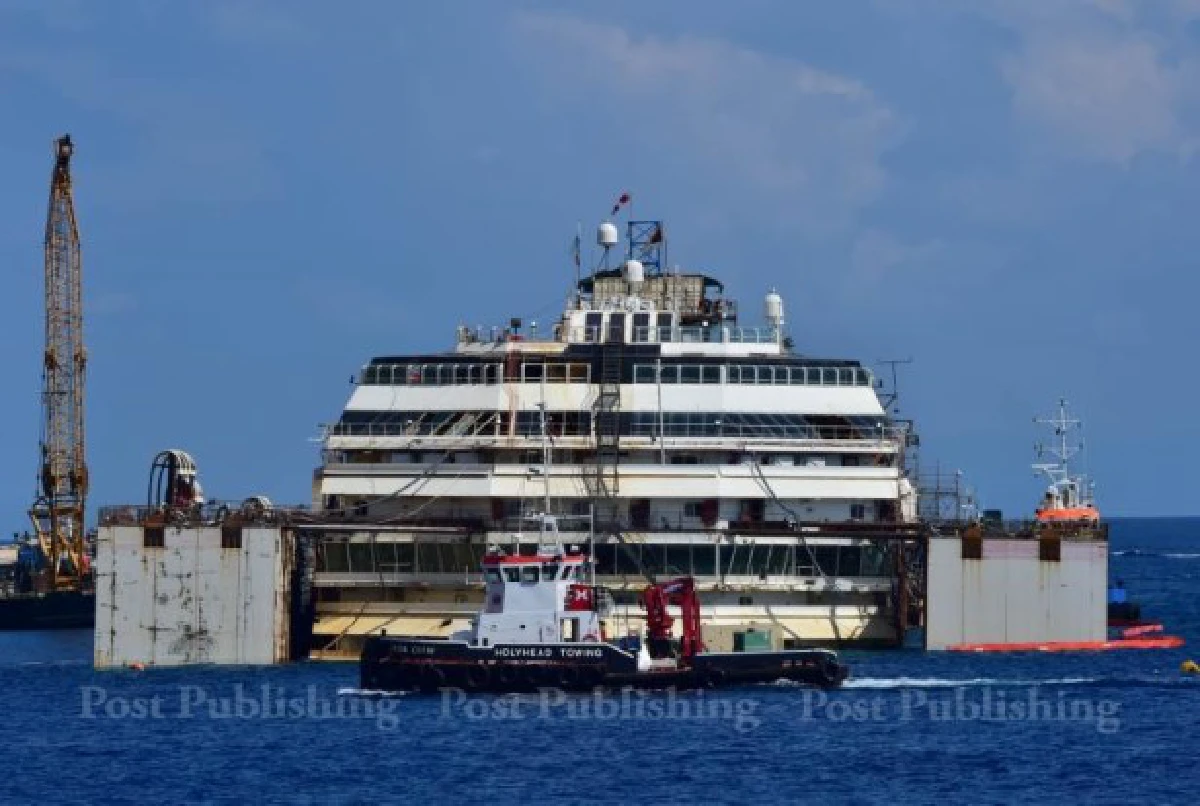 เผยภาพซากเรือสำราญอิตาลี