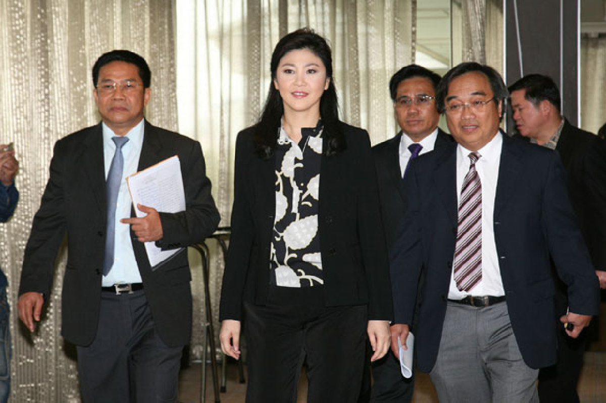 "ปู"เถียงทีมทนายของขึ้นขอลุยเองซัดปปช. "ปู"เถียงทีมทนายของขึ้นขอลุยเองซัดปปช.