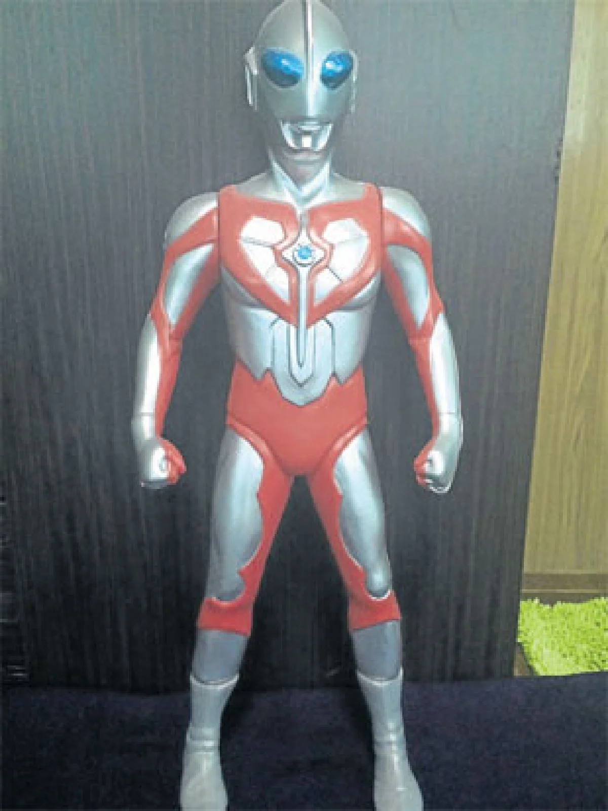 ไปเยี่ยม (ห้อง) หุ่นแสนรัก โลกการ์ตูนของชยพล บุนนาค