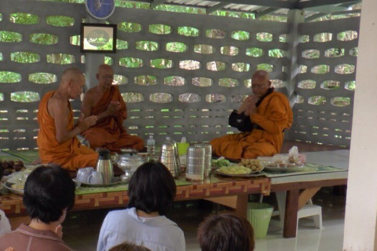 พระสุเทพไปฝึกวิปัสสนาเกาะสมุย พระสุเทพไปฝึกวิปัสสนาเกาะสมุย