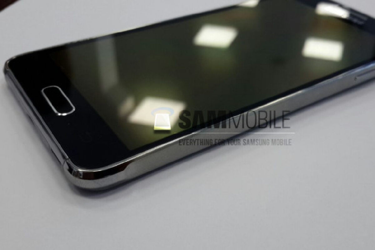 หลุดภาพซัมซุงรุ่นใหม่ Galaxy Alpha หลุดภาพซัมซุงรุ่นใหม่ Galaxy Alpha