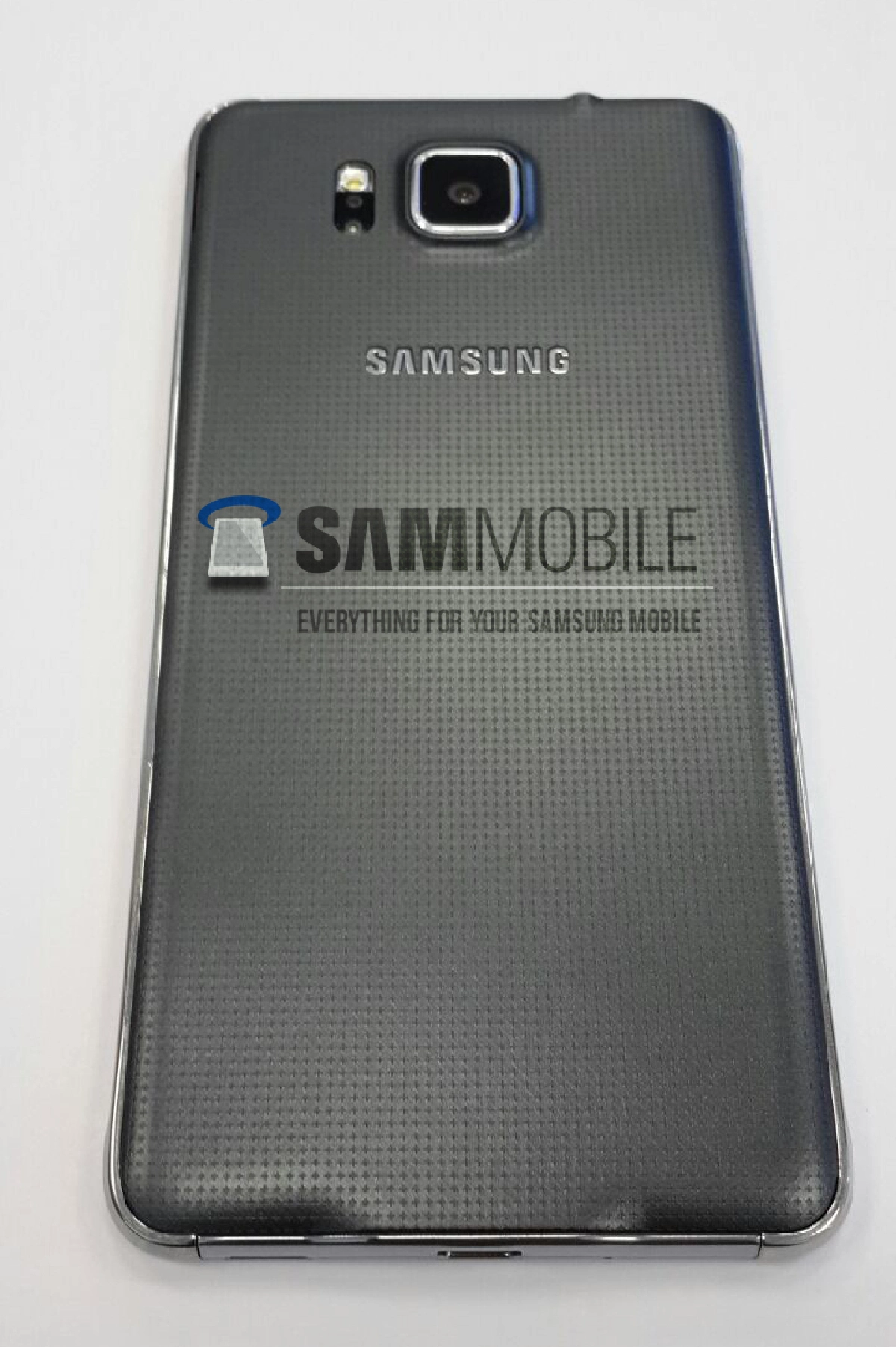 หลุดภาพซัมซุงรุ่นใหม่ Galaxy Alpha