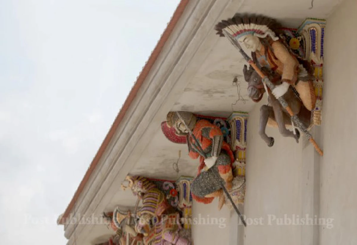 สุดทึ่ง!งานศิลป์พิสดารที่"วัดปริวาสราชสงคราม"