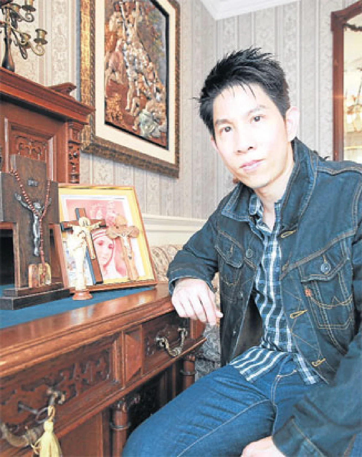 ของบูชาคาทอลิก...ของสะสมทรงคุณค่าจิตใจ ของ วิทยา สินทราพรรณทร