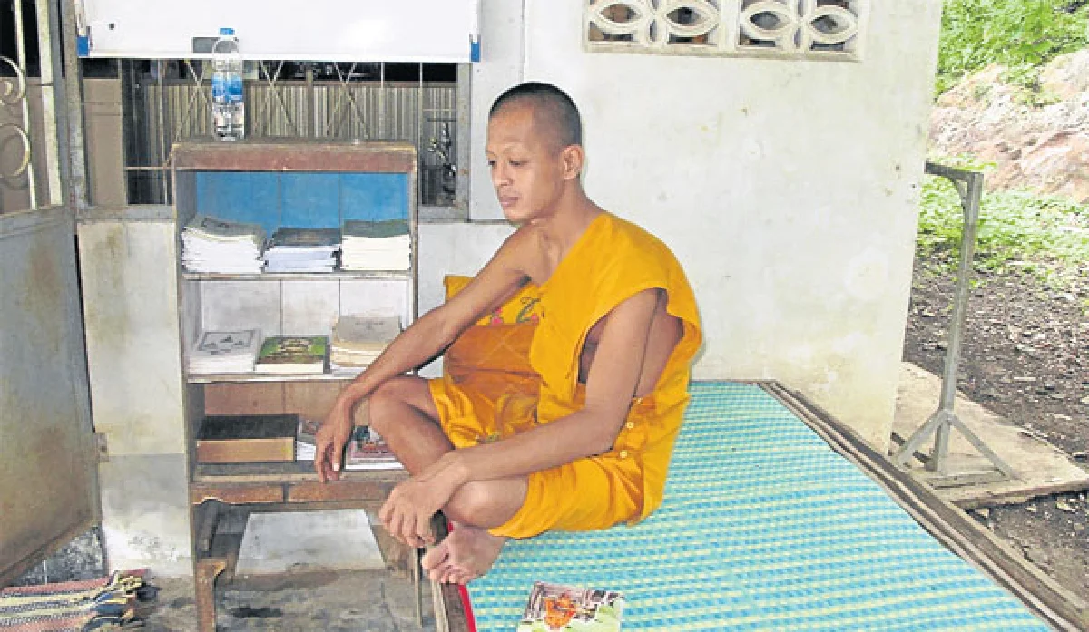 วัดเขาพระอานนท์ โบราณสถาน ที่สุราษฏร์ เกือบร้าง