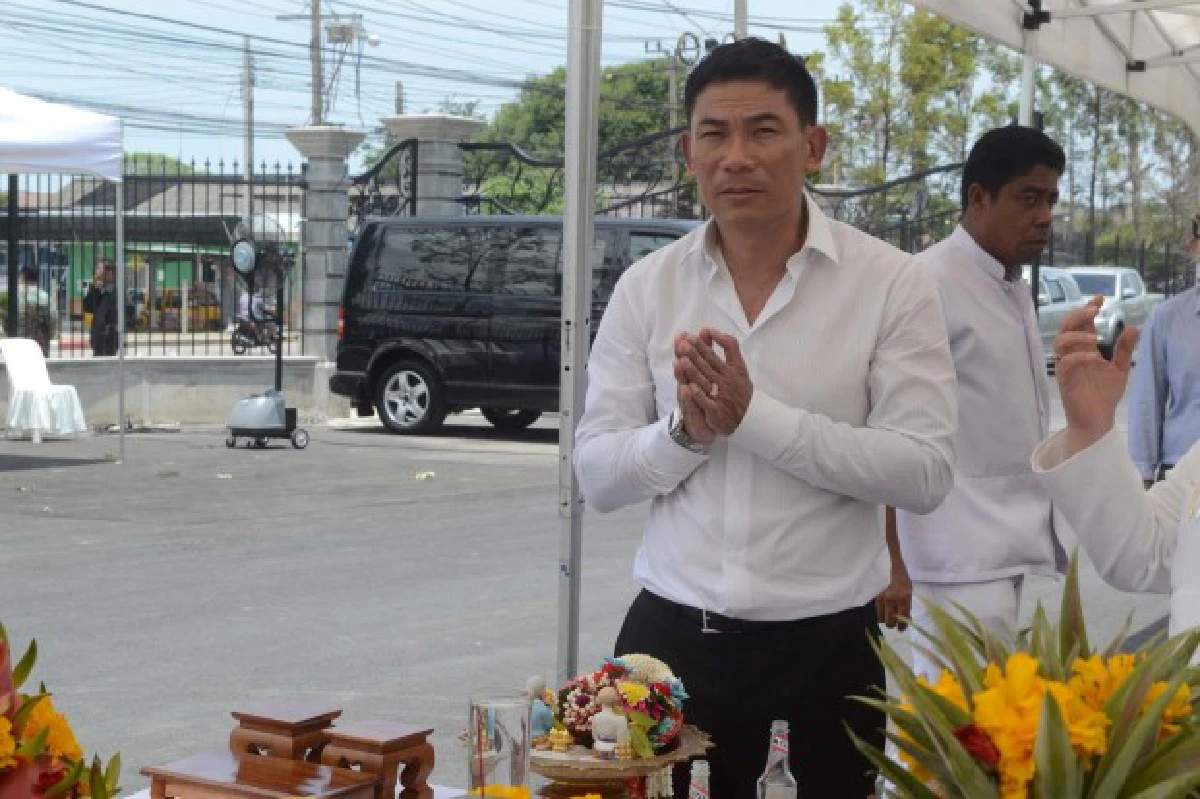 "ชนม์สวัสดิ์"โผล่ย้ายศาลพระภูมิปัดพูดปม"เจนี่"
