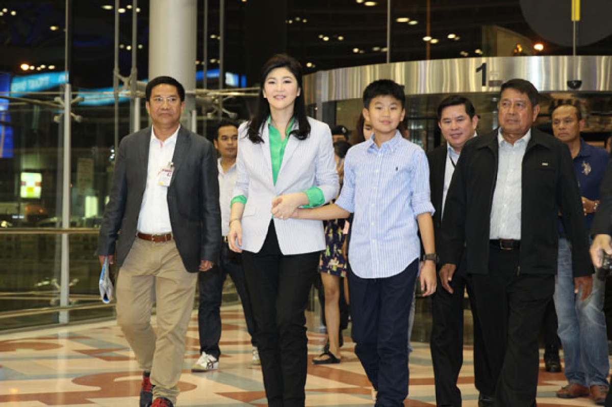 พท.ปัด"ปู"ขอเลื่อนกลับไทย พท.ปัด"ปู"ขอเลื่อนกลับไทย