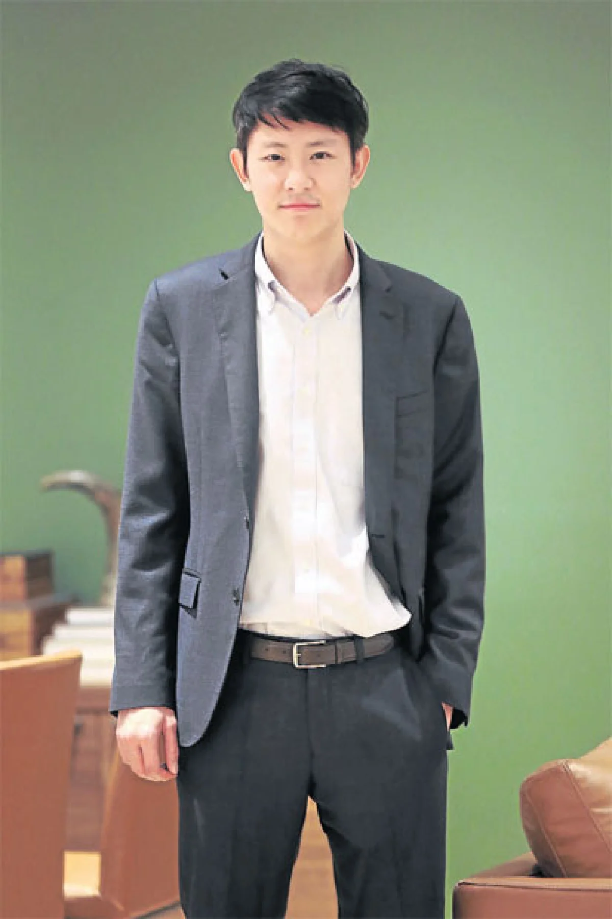 เอกฤทธิ์ ปัทมสัตยาสนธิ เรียบง่ายสไตล์แฟชั่นเนเบิลมืออาชีพ