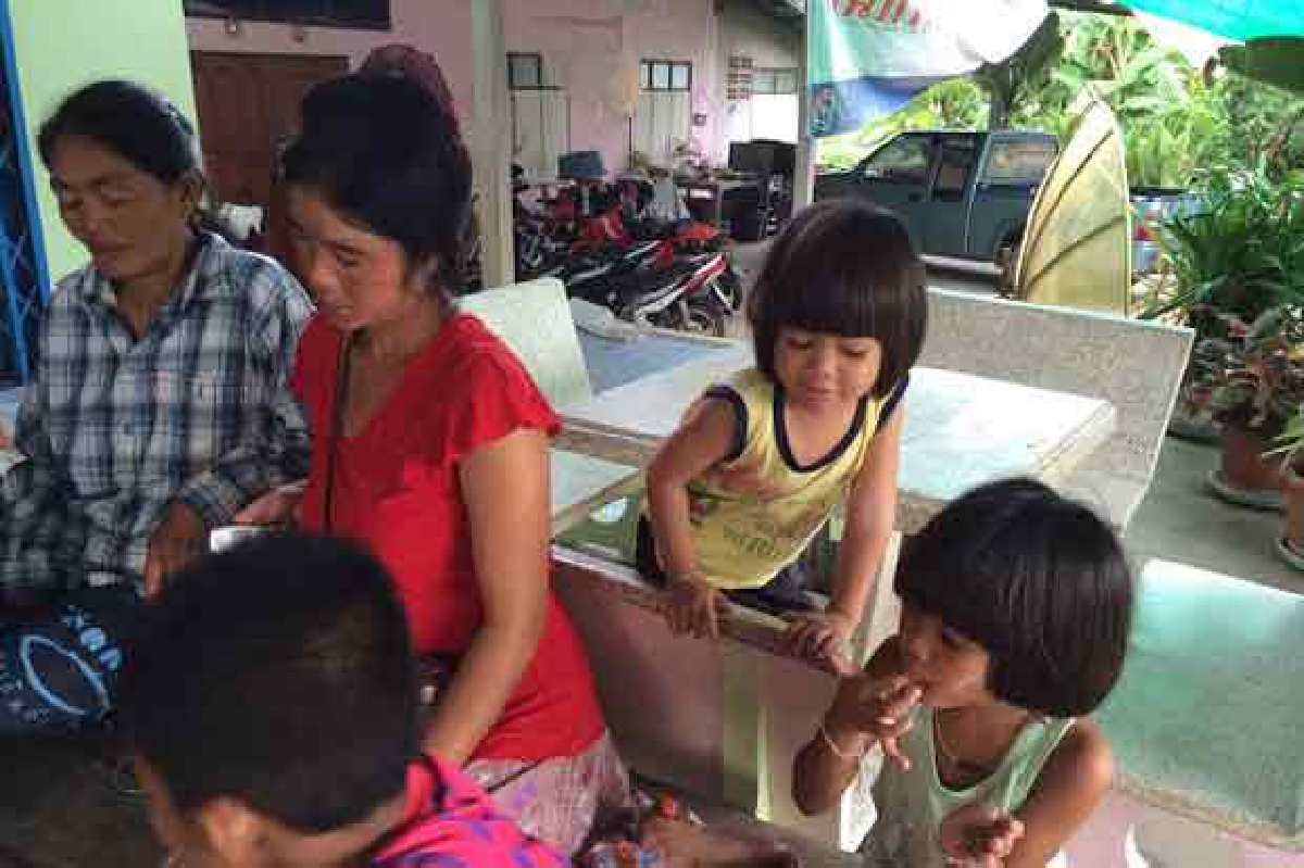 ภรรยาร้องคสช.ช่วยแรงงานไทยในลิเบีย ภรรยาร้องคสช.ช่วยแรงงานไทยในลิเบีย