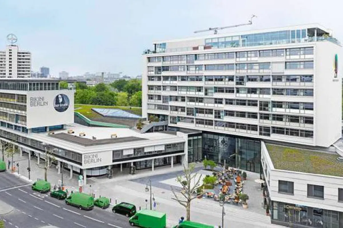 สยิว!โรงแรมติดกระจกหน้าต่างห้องน้ำใส