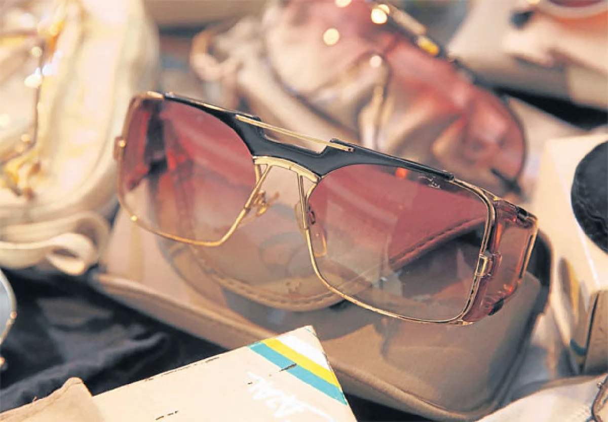 แว่นเท่ๆ ของสะสมเสริมคาแรกเตอร์ของ จิตต์สิงห์ สมบุญ