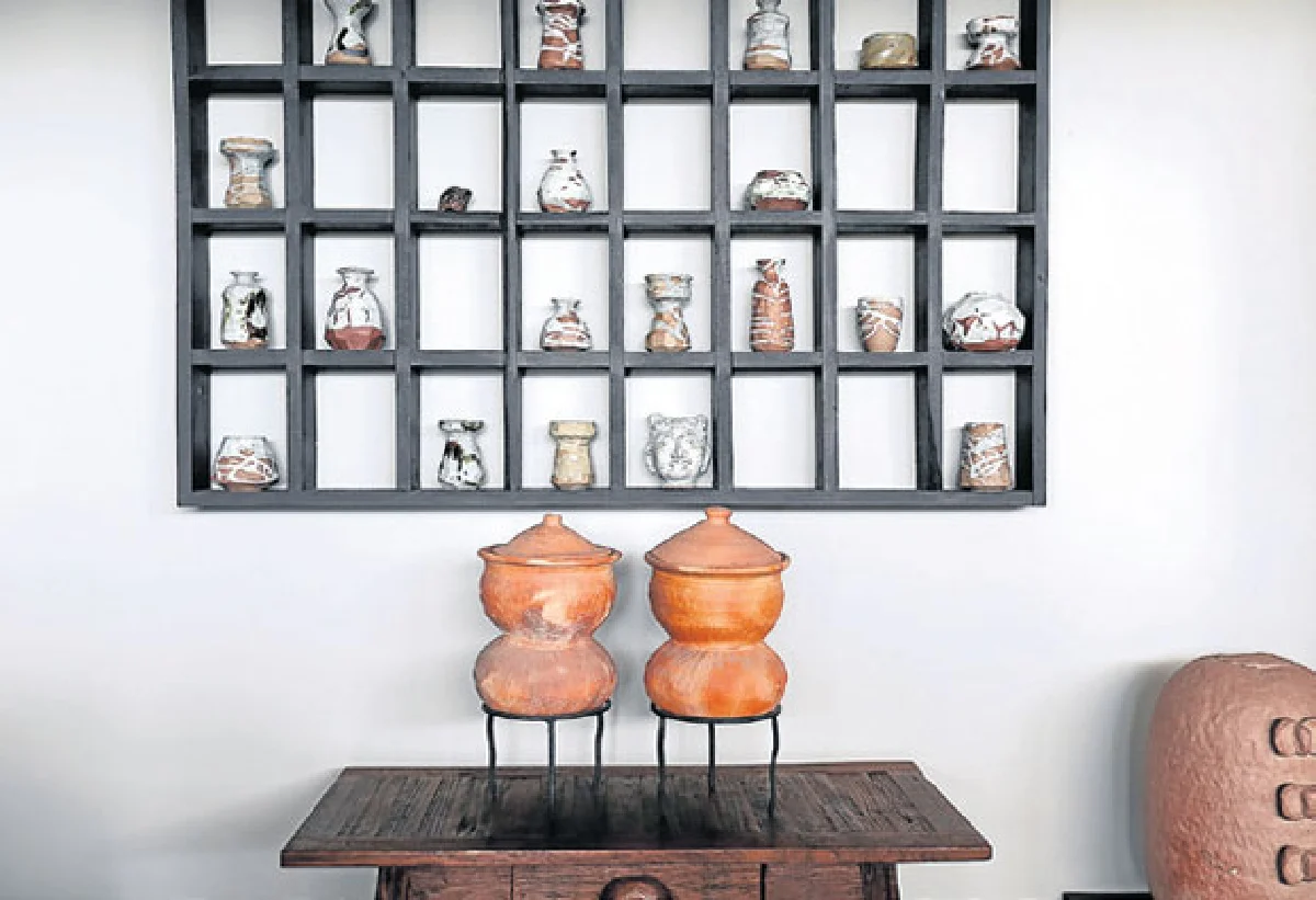 ตามหาดินขาว ตามล่าดินดำ