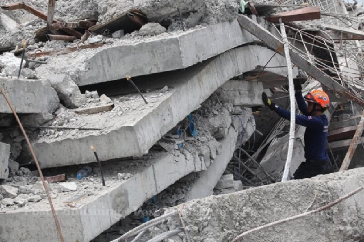 Building collapse: Three more bodies found, arrests made