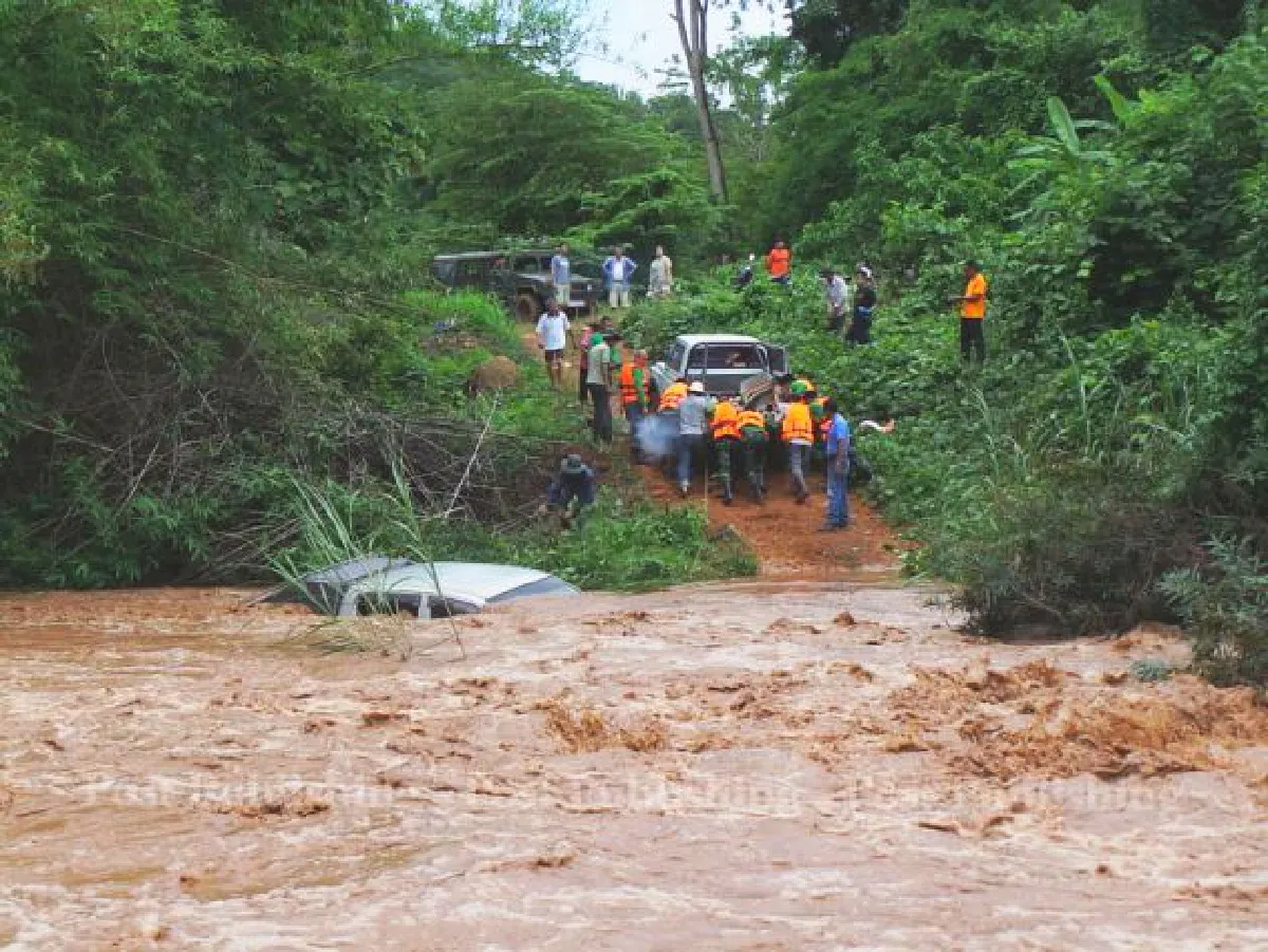 Flash floods in Nan (photos)