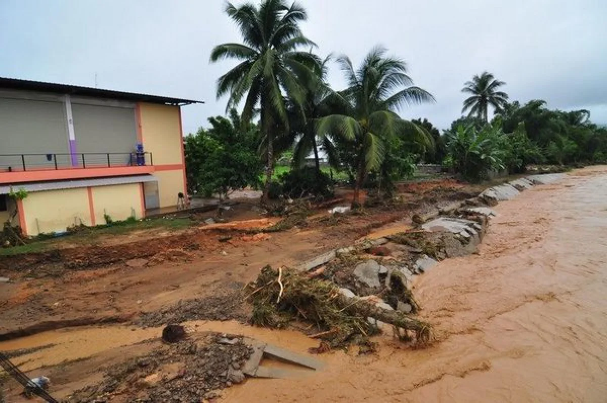 Flash floods in Nan (photos)