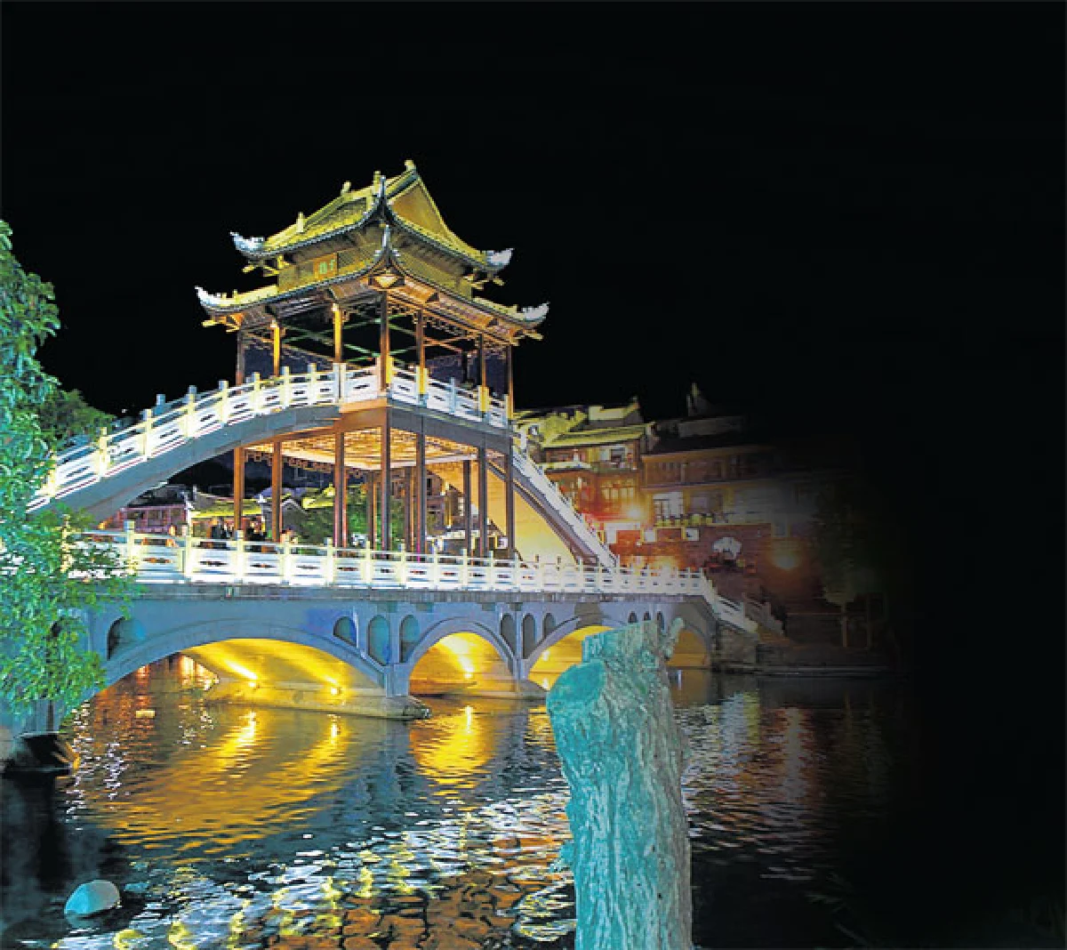 เมืองโบราณที่แตกต่าง