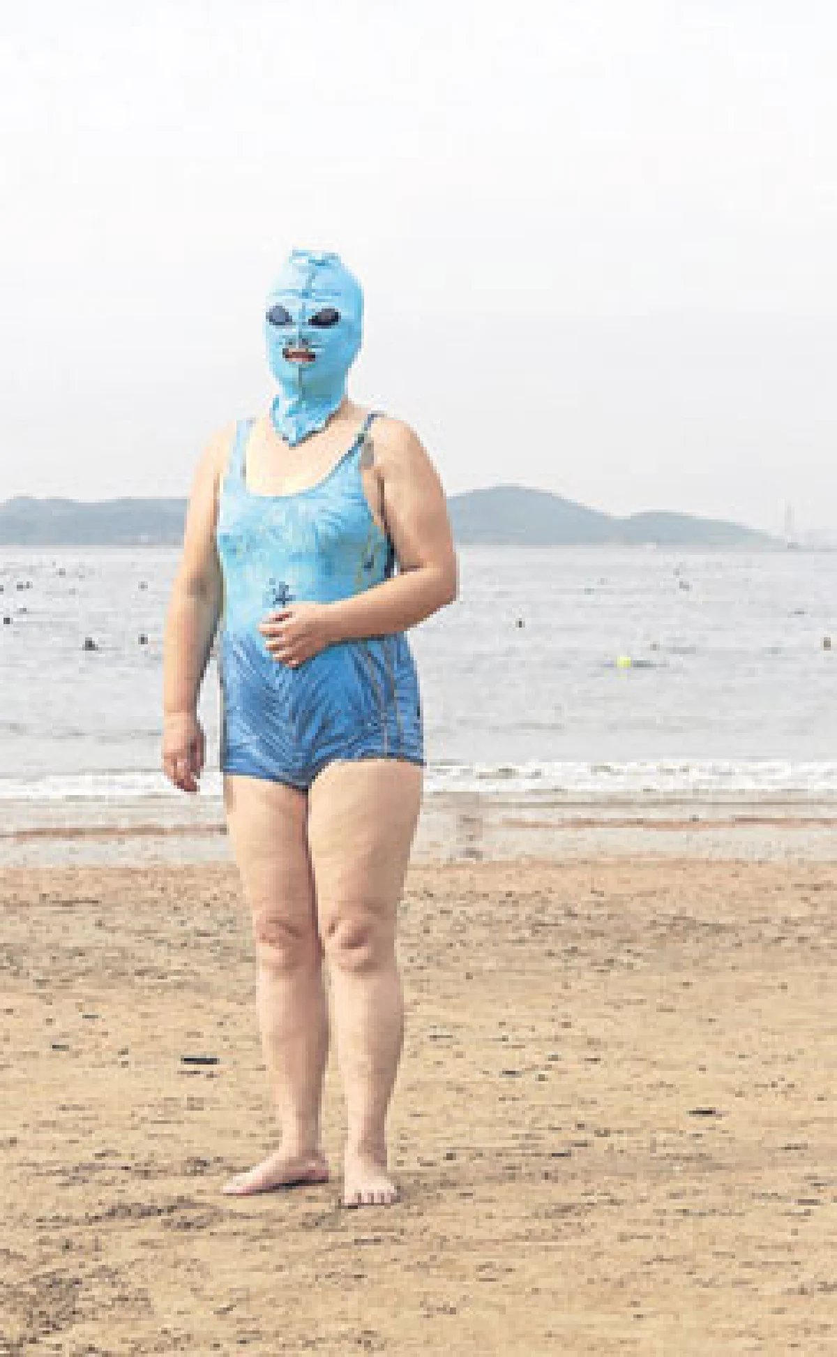 "เฟส กินี่" หน้ากากชุดว่ายน้ำเทรนป้องกันผิวหน้าของสาวจีน