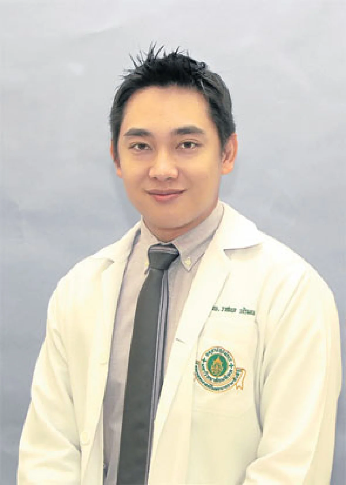 นพ.วาสนภ วชิรมน ปลูกถ่ายเซลล์ผิวแก้ด่างขาว