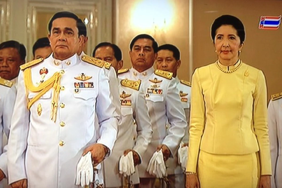 ประยุทธ์ทูลเกล้าชื่อครม.เดือนก.ย.ลั่นนำประเทศเดินหน้า