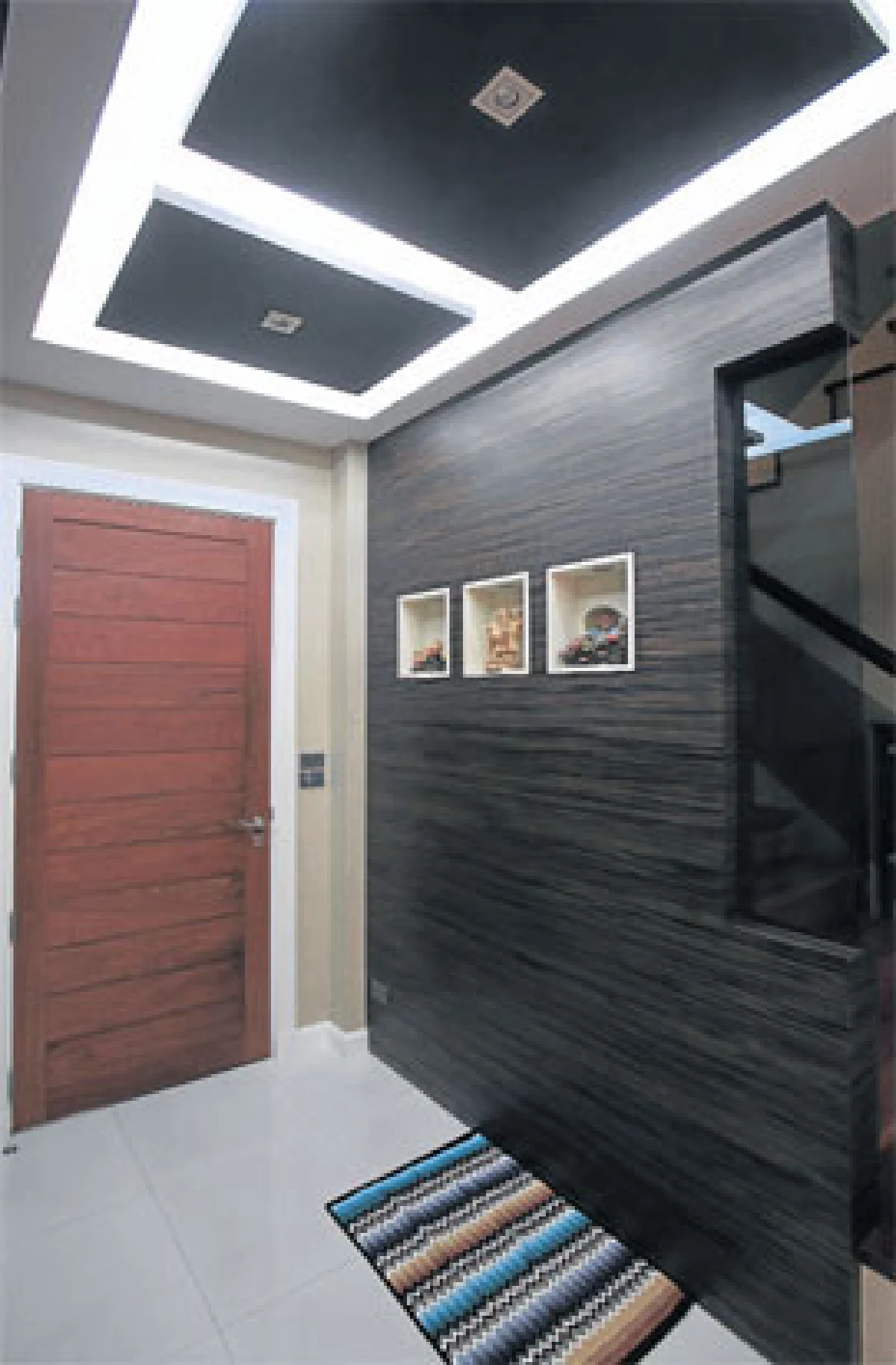 อยู่ด้วยกันในบ้านหลังนี้ ของ ‘ธนกร วีรชาติยานุกูล’