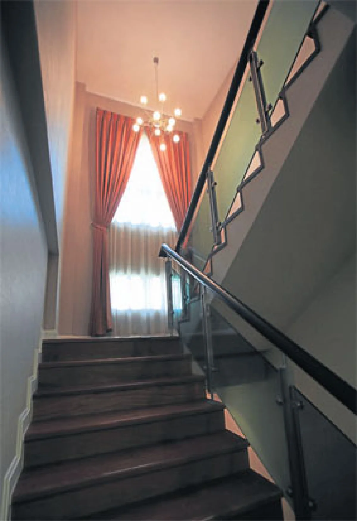 อยู่ด้วยกันในบ้านหลังนี้ ของ ‘ธนกร วีรชาติยานุกูล’